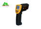 Non termometro infrarosso tenuto in mano di Digital del contratto per il monitoraggio di temperatura corporea fornitore